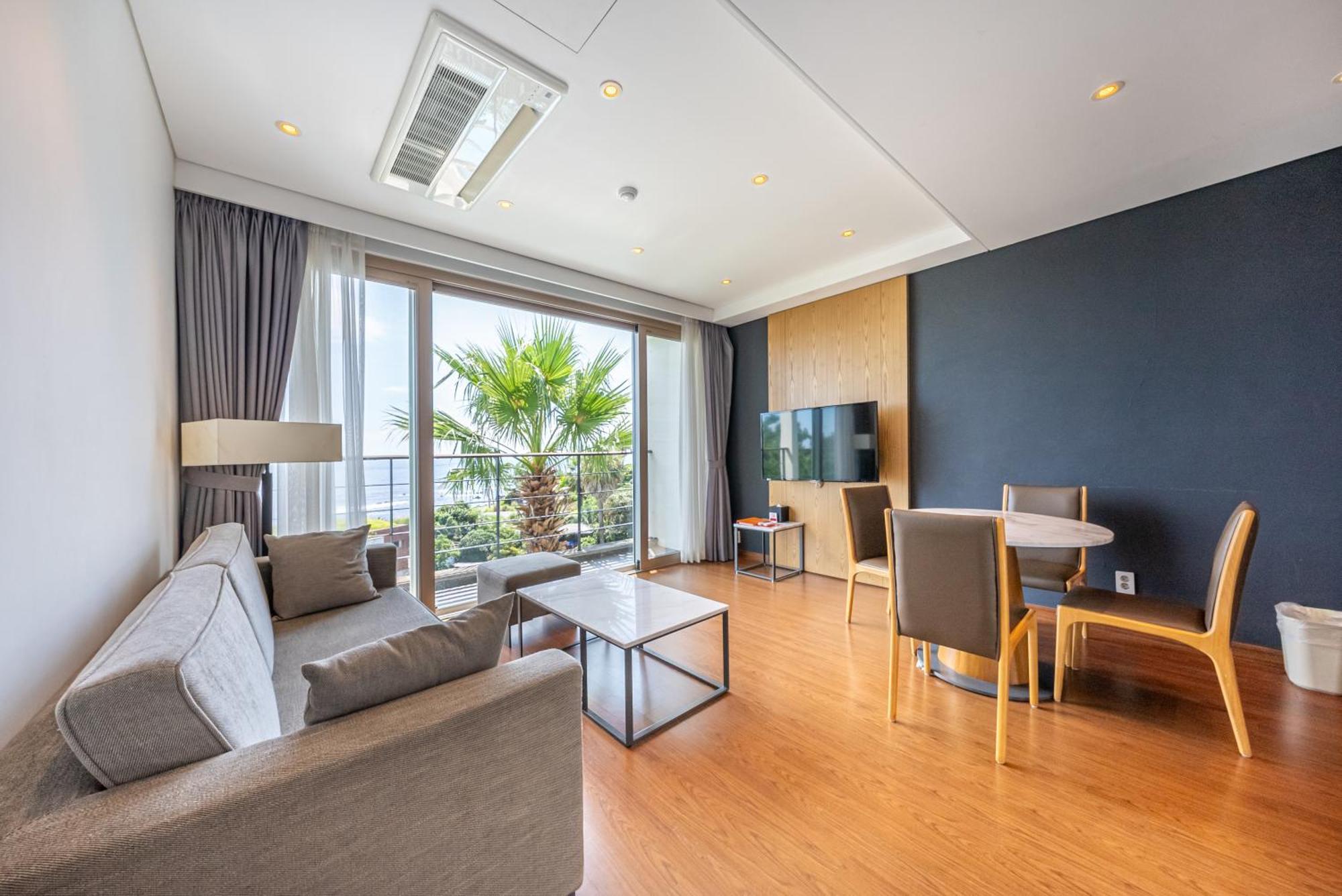 The Grand Sumorum Seogwipo Exterior photo